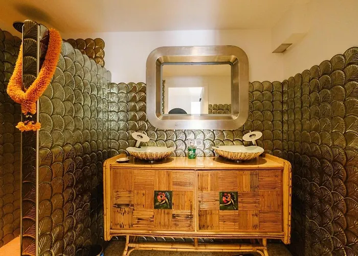 Avec Piscine Independant Villa