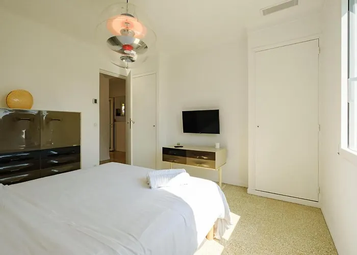 Avec Piscine Independant Villa